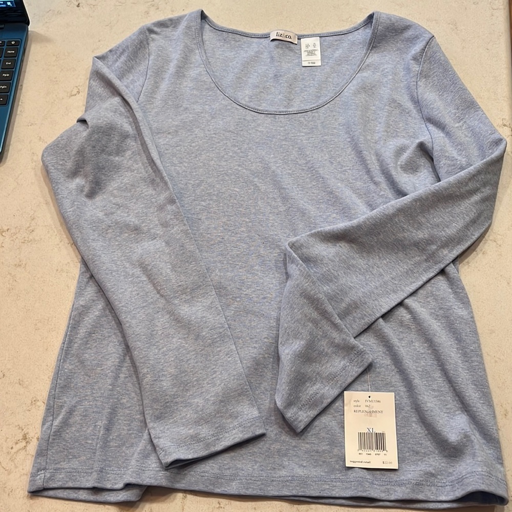 Liz & Co. XL Long sleeve light blue shirt.  New with tags